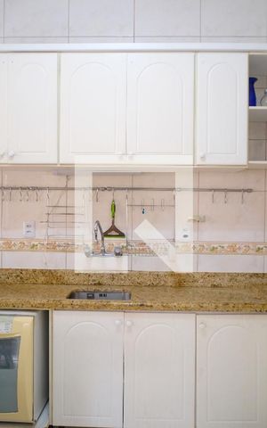 Casa à venda com 180m², 3 quartos e 2 vagasCozinha