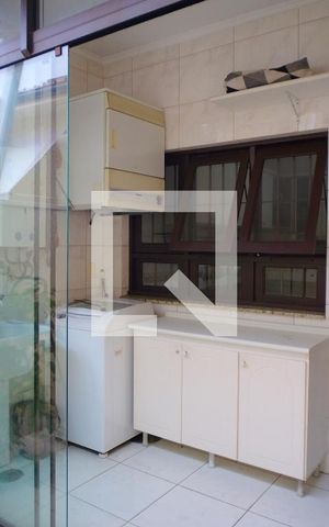 Casa à venda com 180m², 3 quartos e 2 vagasÁrea de Serviço