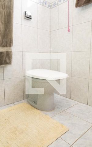 Apartamento à venda com 89m², 2 quartos e 1 vaga Apartamento à venda com 89m², 2 quartos e 1 vagaBanheiro