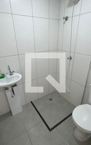 Apartamento à venda com 67m², 2 quartos e sem vaga Apartamento à venda com 67m², 2 quartos e sem vagaBanheiro