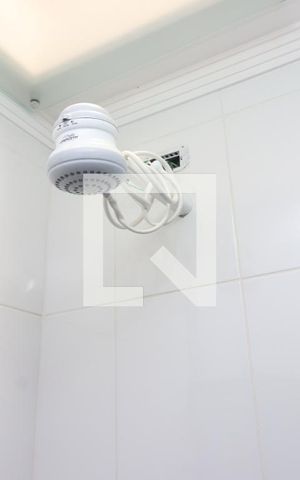 Casa de condomínio à venda com 130m², 3 quartos e 2 vagasBanheiro Social