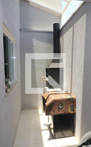 Casa de condomínio à venda com 130m², 3 quartos e 2 vagasChurrasqueira