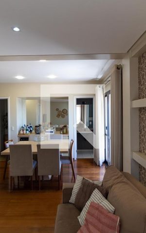 Apartamento à venda com 156m², 4 quartos e 3 vagas Apartamento à venda com 156m², 4 quartos e 3 vagasSalas