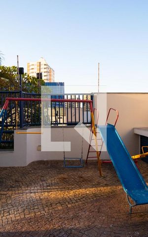 Apartamento à venda com 156m², 4 quartos e 3 vagas Apartamento à venda com 156m², 4 quartos e 3 vagasÁrea comum - Playground