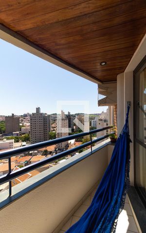 Apartamento à venda com 156m², 4 quartos e 3 vagas Apartamento à venda com 156m², 4 quartos e 3 vagasSacada das Salas