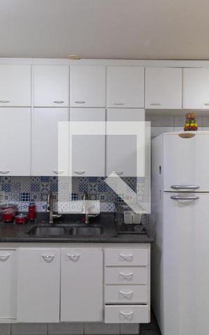 Apartamento à venda com 156m², 4 quartos e 3 vagas Apartamento à venda com 156m², 4 quartos e 3 vagasCozinha