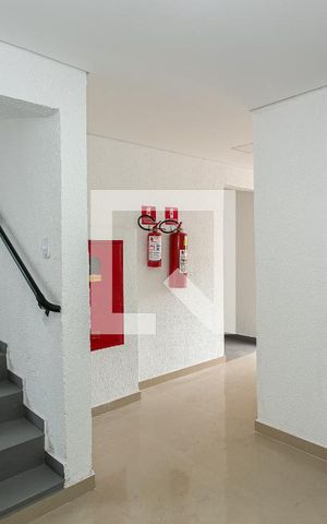 Apartamento para alugar com 40m², 2 quartos e 1 vagaÁrea comum - Elevador