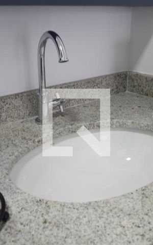 Apartamento para alugar com 33m², 1 quarto e sem vagaBanheiro