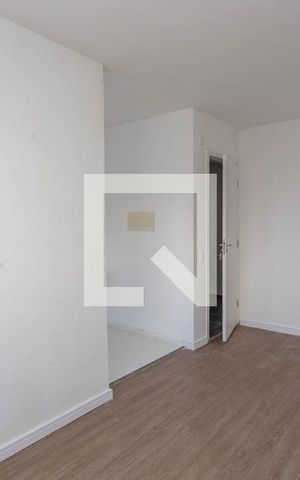 Apartamento à venda com 42m², 2 quartos e 1 vaga Apartamento à venda com 42m², 2 quartos e 1 vagaSala