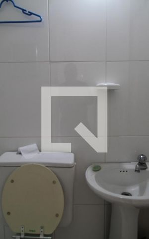 Apartamento à venda com 205m², 4 quartos e 4 vagasBanheiro de serviço