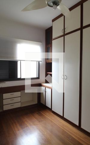 Apartamento à venda com 205m², 4 quartos e 4 vagasQuarto 4