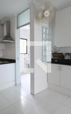 Apartamento à venda com 205m², 4 quartos e 4 vagasCozinha