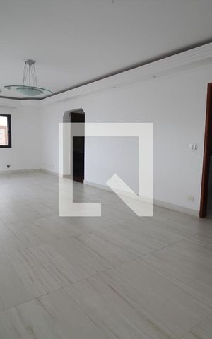 Apartamento à venda com 205m², 4 quartos e 4 vagasSala