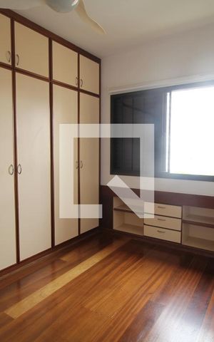 Apartamento à venda com 205m², 4 quartos e 4 vagasSuite 2