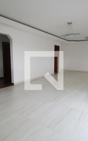 Apartamento à venda com 205m², 4 quartos e 4 vagasSala