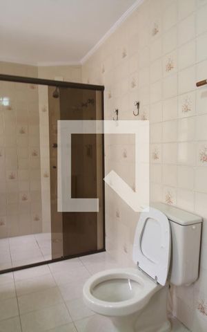 Apartamento à venda com 205m², 4 quartos e 4 vagasBanheiro da Suíte 1