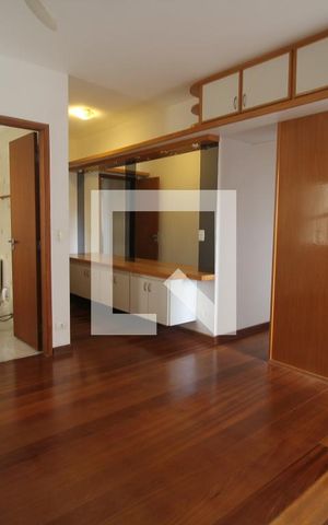 Apartamento à venda com 205m², 4 quartos e 4 vagasSuite 1