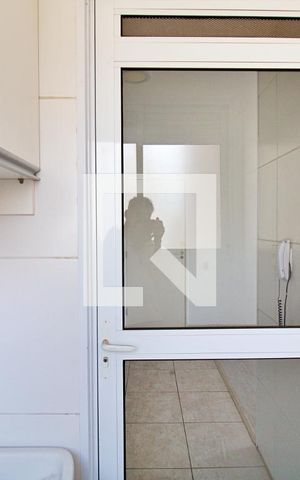 Apartamento à venda com 64m², 3 quartos e 2 vagas Apartamento à venda com 64m², 3 quartos e 2 vagasLavanderia