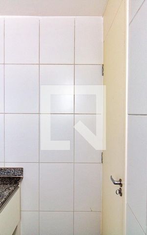 Apartamento à venda com 64m², 3 quartos e 2 vagas Apartamento à venda com 64m², 3 quartos e 2 vagasQuarto 1 (banheiro)