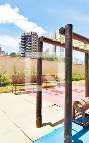 Apartamento à venda com 64m², 3 quartos e 2 vagas Apartamento à venda com 64m², 3 quartos e 2 vagasÁrea comum - Playground