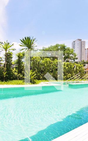 Apartamento à venda com 64m², 3 quartos e 2 vagas Apartamento à venda com 64m², 3 quartos e 2 vagasÁrea comum - Piscina