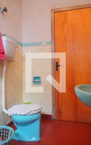 Casa à venda com 300m², 3 quartos e 1 vagaBanheiro