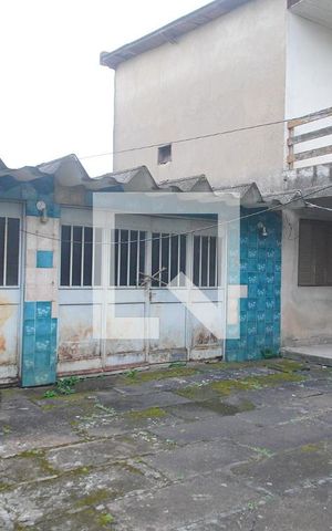 Casa à venda com 300m², 3 quartos e 1 vagaÁrea comum
