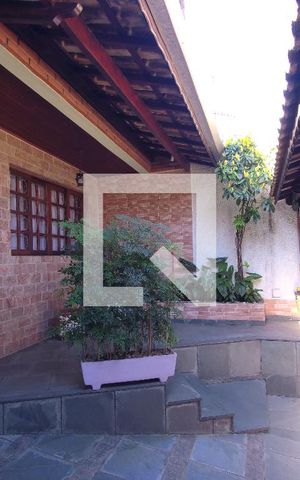 Casa à venda com 190m², 3 quartos e 2 vagasQuintal
