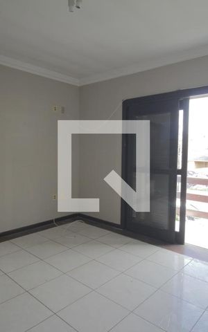 Casa à venda com 300m², 4 quartos e 3 vagasSuíte