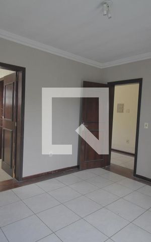 Casa à venda com 300m², 4 quartos e 3 vagasSuíte