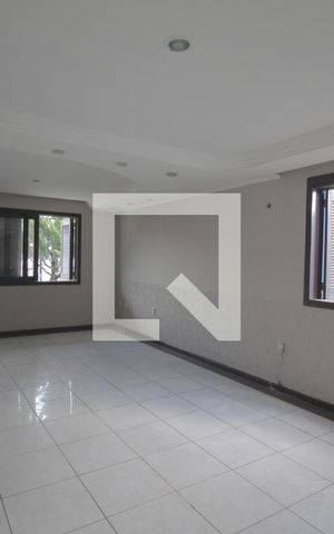 Casa à venda com 300m², 4 quartos e 3 vagasSala