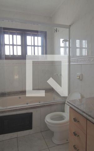 Casa à venda com 300m², 4 quartos e 3 vagasBanheiro