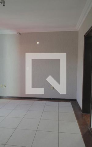Casa à venda com 300m², 4 quartos e 3 vagasSuíte