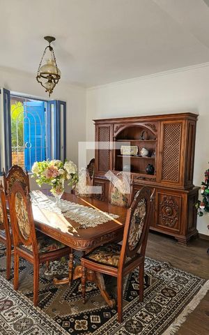 Casa à venda com 580m², 4 quartos e 5 vagasSala 1