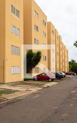 Apartamento à venda com 75m², 2 quartos e 1 vaga Apartamento à venda com 75m², 2 quartos e 1 vagaFachada