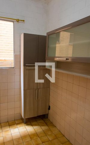 Apartamento à venda com 75m², 2 quartos e 1 vaga Apartamento à venda com 75m², 2 quartos e 1 vagaCozinha