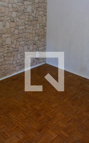 Apartamento à venda com 75m², 2 quartos e 1 vaga Apartamento à venda com 75m², 2 quartos e 1 vagaSala