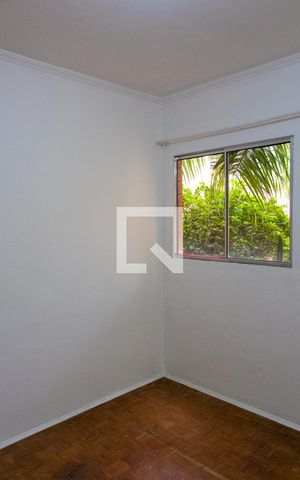 Apartamento à venda com 75m², 2 quartos e 1 vaga Apartamento à venda com 75m², 2 quartos e 1 vagaSala