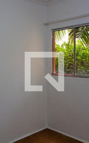 Apartamento à venda com 75m², 2 quartos e 1 vaga Apartamento à venda com 75m², 2 quartos e 1 vagaSala