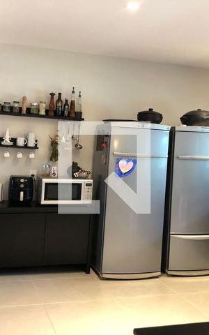 Casa de condomínio à venda com 360m², 2 quartos e 5 vagas Casa de condomínio à venda com 360m², 2 quartos e 5 vagasCozinha
