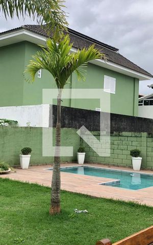 Casa de condomínio à venda com 360m², 2 quartos e 5 vagas Casa de condomínio à venda com 360m², 2 quartos e 5 vagasÁrea comum