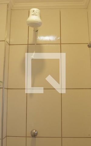Apartamento à venda com 80m², 2 quartos e sem vagaBanheiro da Suíte