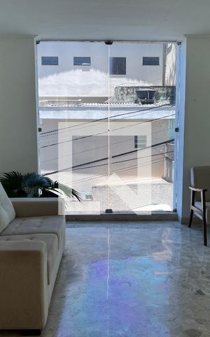 Apartamento à venda com 80m², 2 quartos e sem vagaHall de entrada