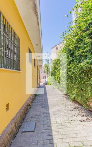 Casa à venda com 409m², 3 quartos e 1 vagaCorredor