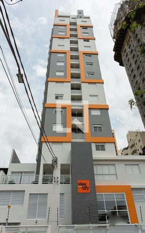 Apartamento para alugar com 51m², 2 quartos e 1 vagaFachada