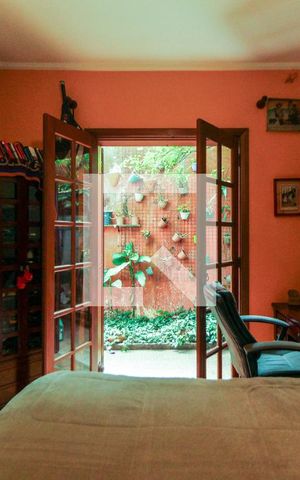 Casa à venda com 340m², 5 quartos e 2 vagasQuarto 1