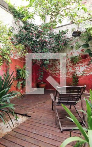 Casa à venda com 340m², 5 quartos e 2 vagasQuintal