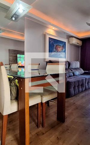 Apartamento à venda com 80m², 3 quartos e 1 vaga Apartamento à venda com 80m², 3 quartos e 1 vagaSala