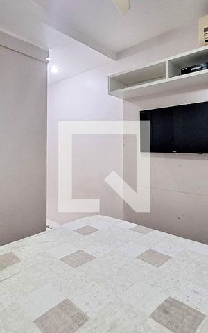 Apartamento à venda com 80m², 3 quartos e 1 vaga Apartamento à venda com 80m², 3 quartos e 1 vagaSuíte