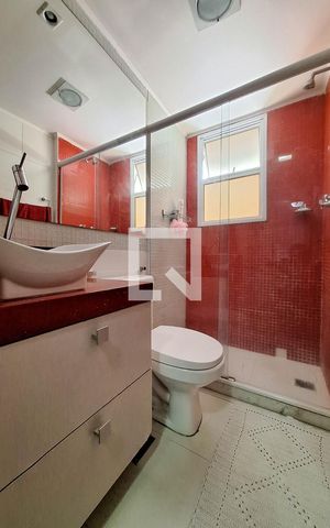 Apartamento à venda com 80m², 3 quartos e 1 vaga Apartamento à venda com 80m², 3 quartos e 1 vagaBanheiro da Suíte